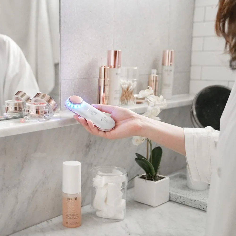 √©st.lab LumiGlow SmartSkin Buddy